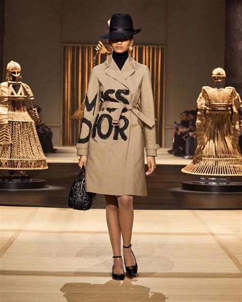 dior oogreiniging|Dior fashion.